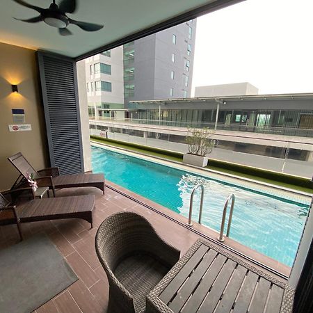 Amanjiwa 99R Lägenhet Malacca Exteriör bild