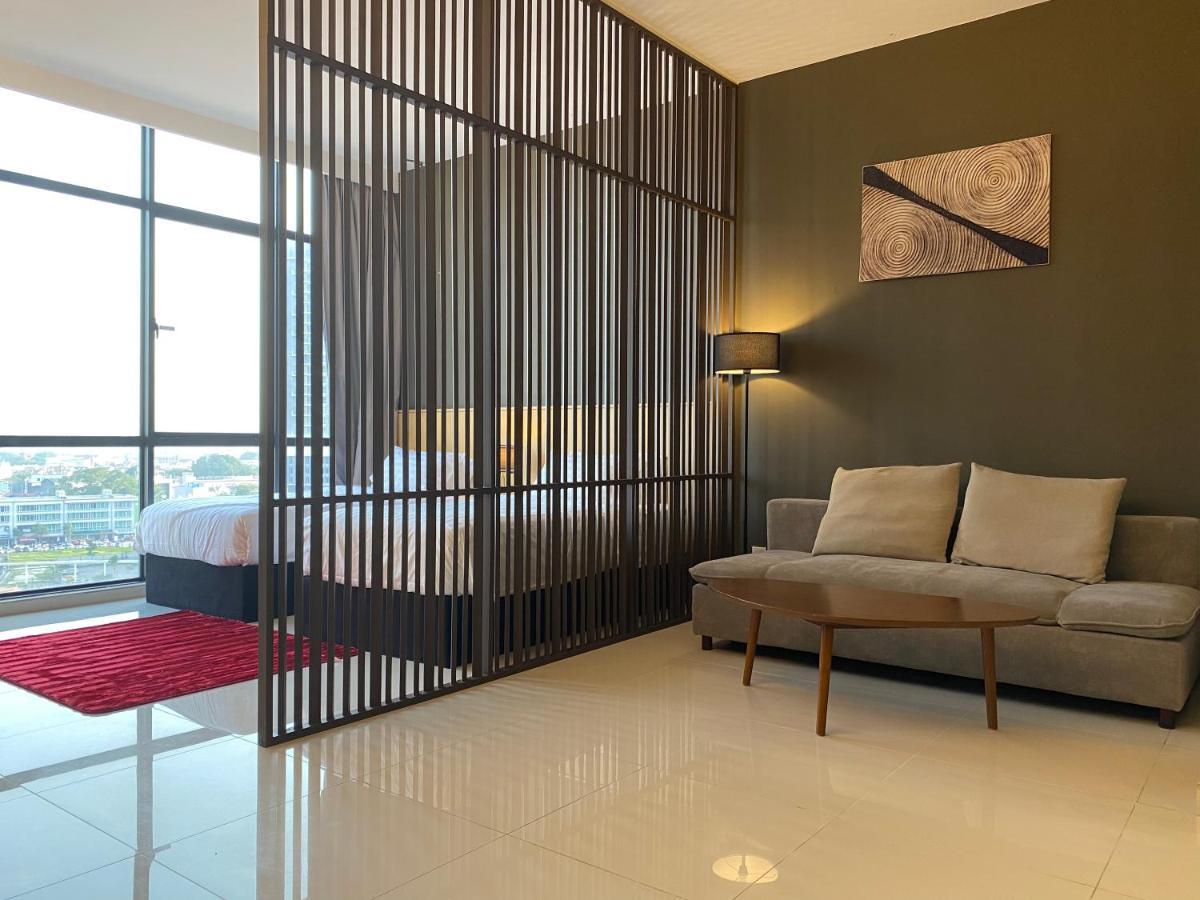 Amanjiwa 99R Lägenhet Malacca Exteriör bild